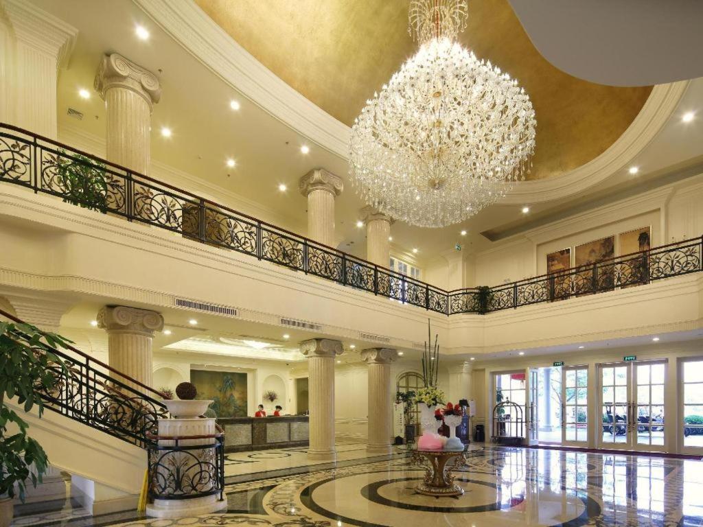 Dragon Lake Princess Hotel Canton Esterno foto
