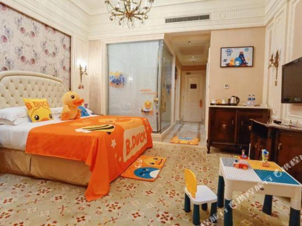 Dragon Lake Princess Hotel Canton Esterno foto